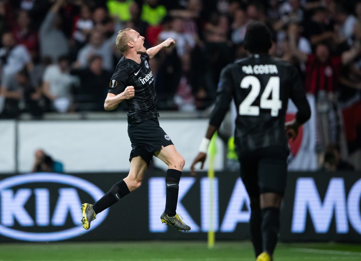 关于法兰克福斩获胜利,成功逆袭的信息 关于法兰克福斩获胜利,成功逆袭的信息