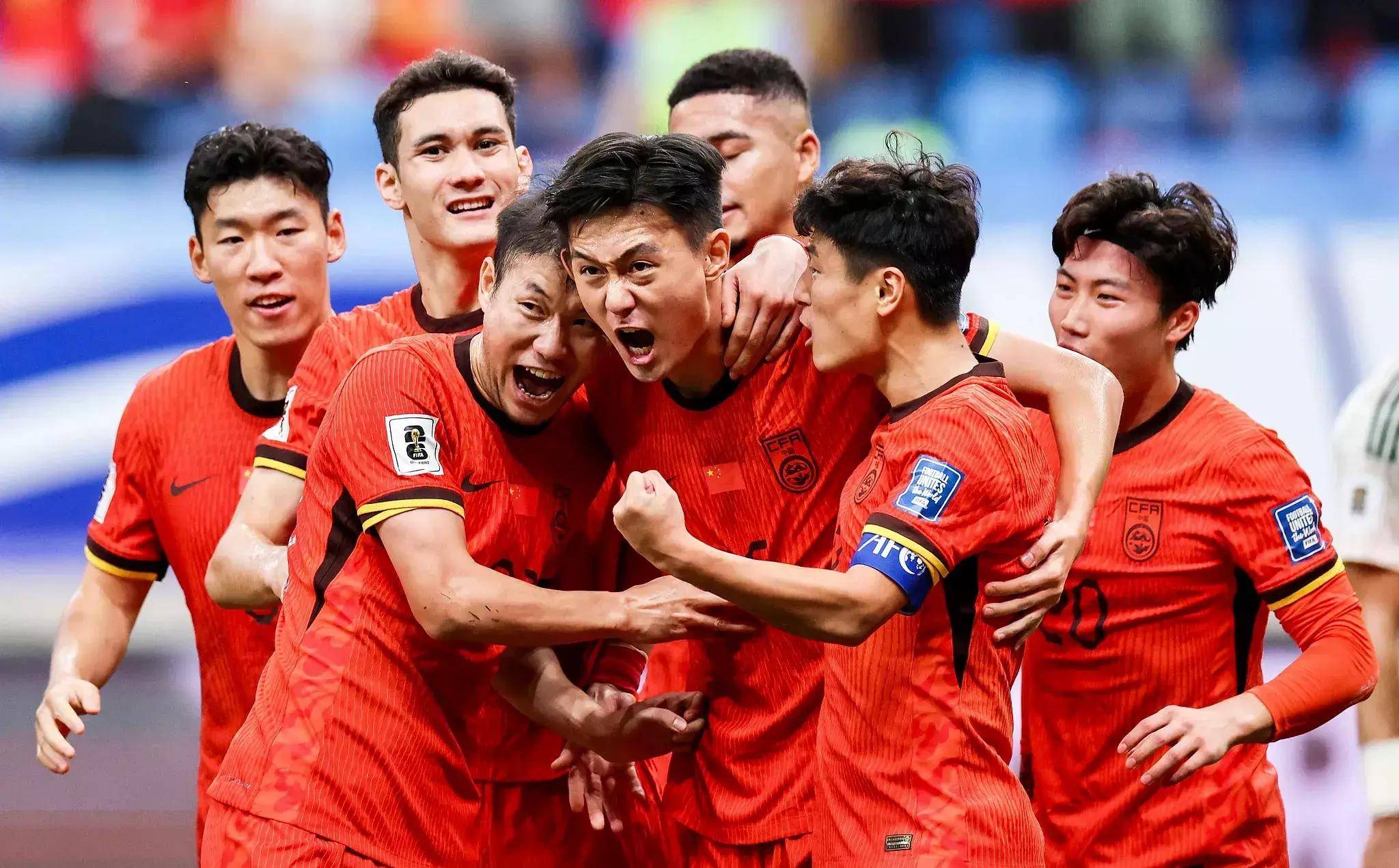 澳大利亚队在国际足球赛中战胜对手