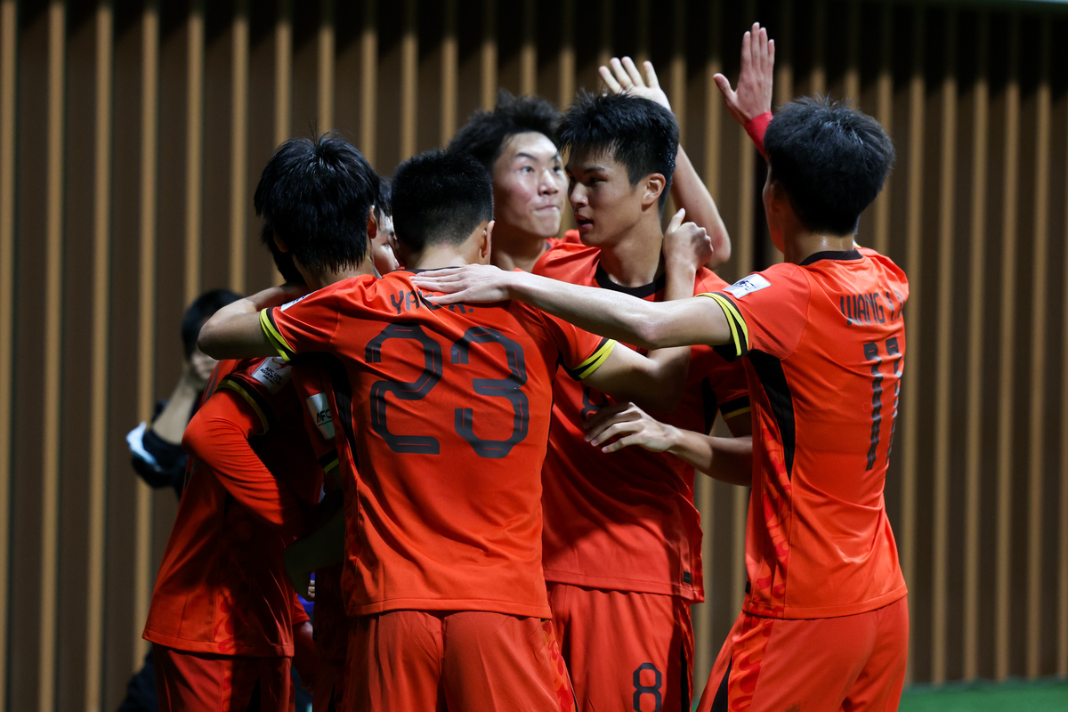 亚洲球队在国际赛场上取得辉煌战绩