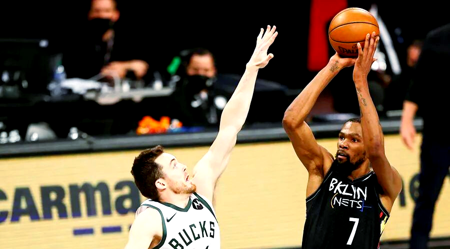 篮网艰难击败雄鹿，杜兰特绝杀