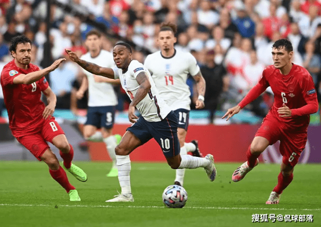 丹麦横扫智利，皮克扛起全队的简单介绍