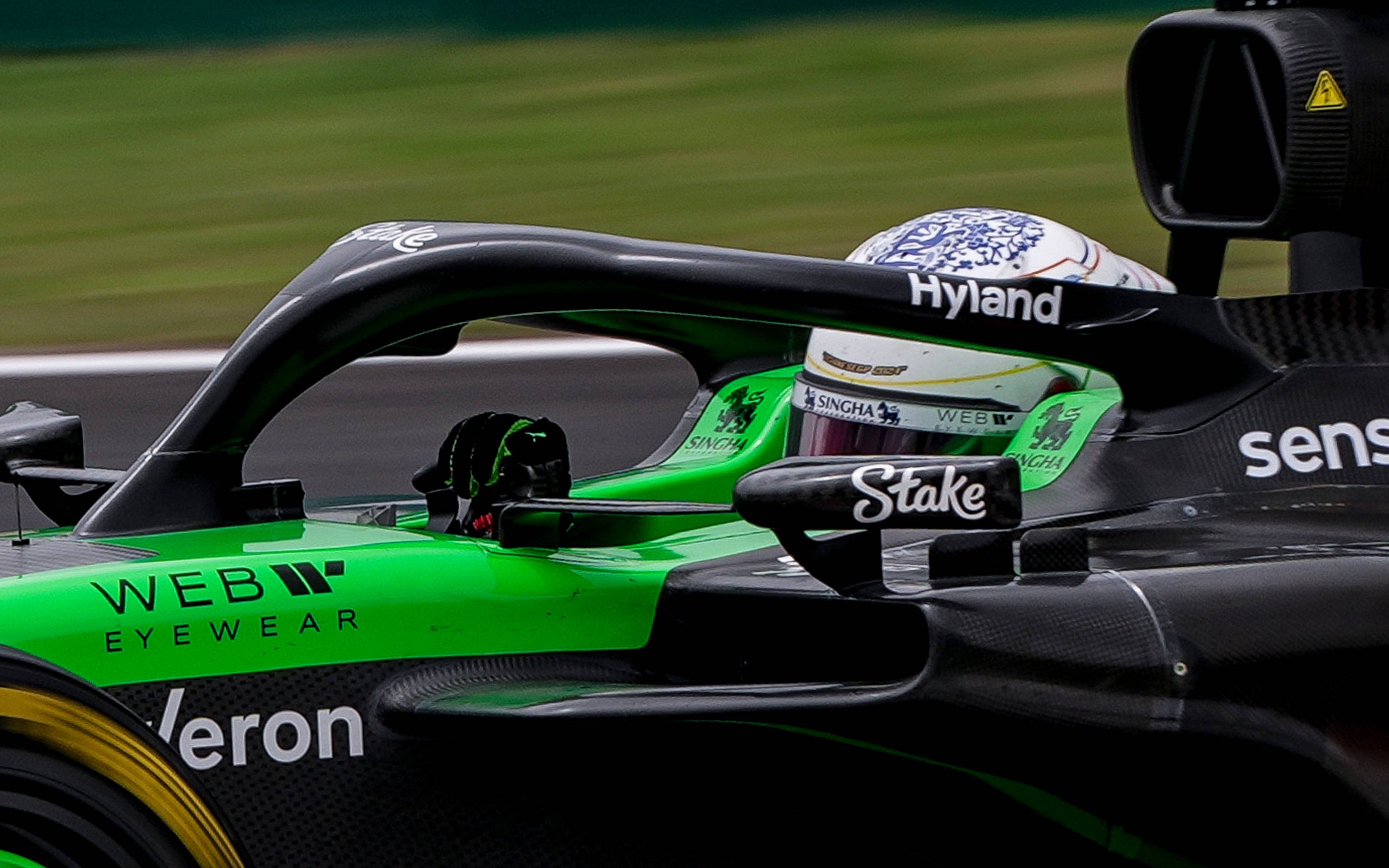 红牛二队翻盘雷诺车队，周冠宇高光表现