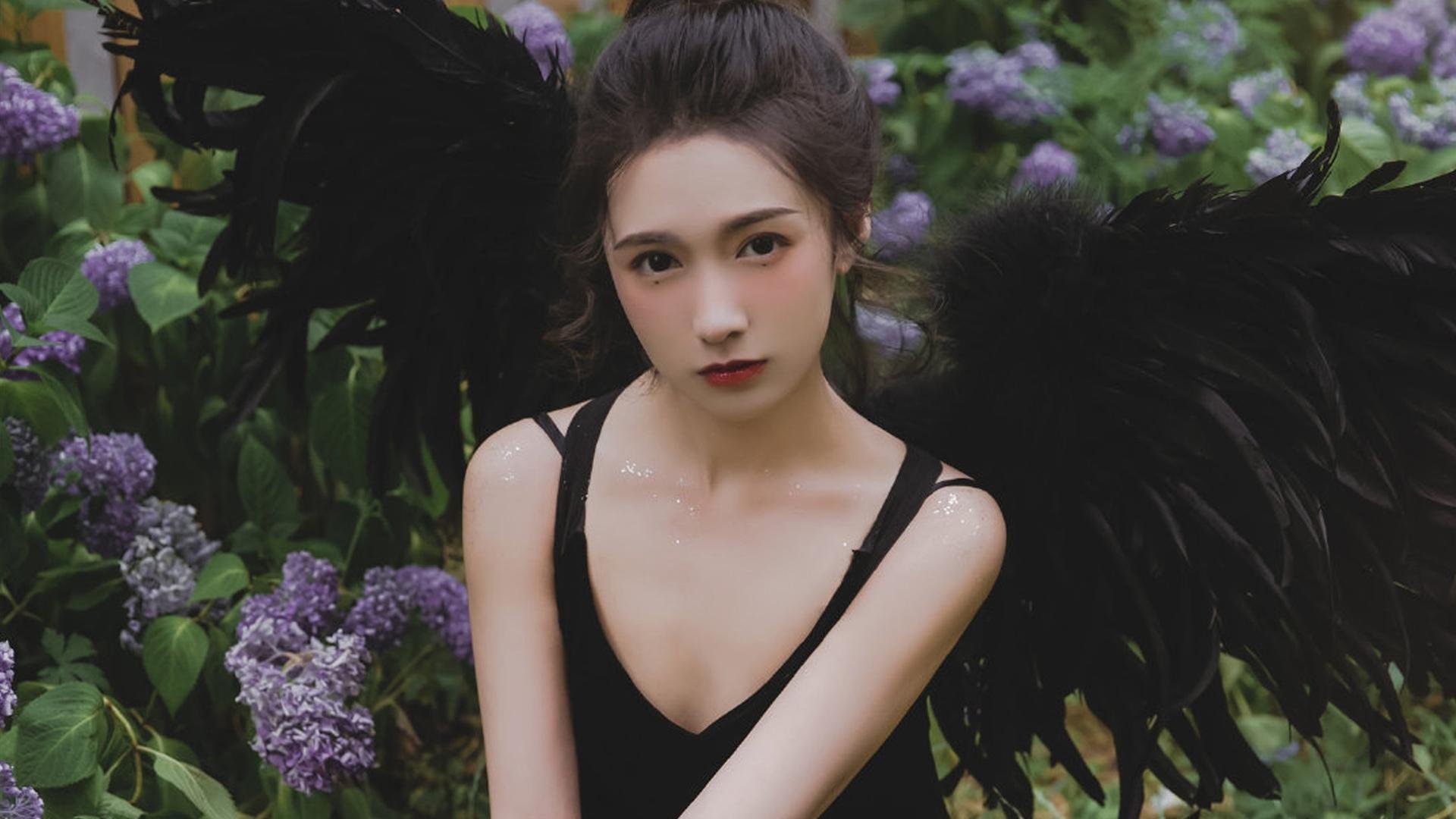 黄黑风暴席卷绿茵，多特蒙德以东决级强度全面压制克罗地亚劲旅