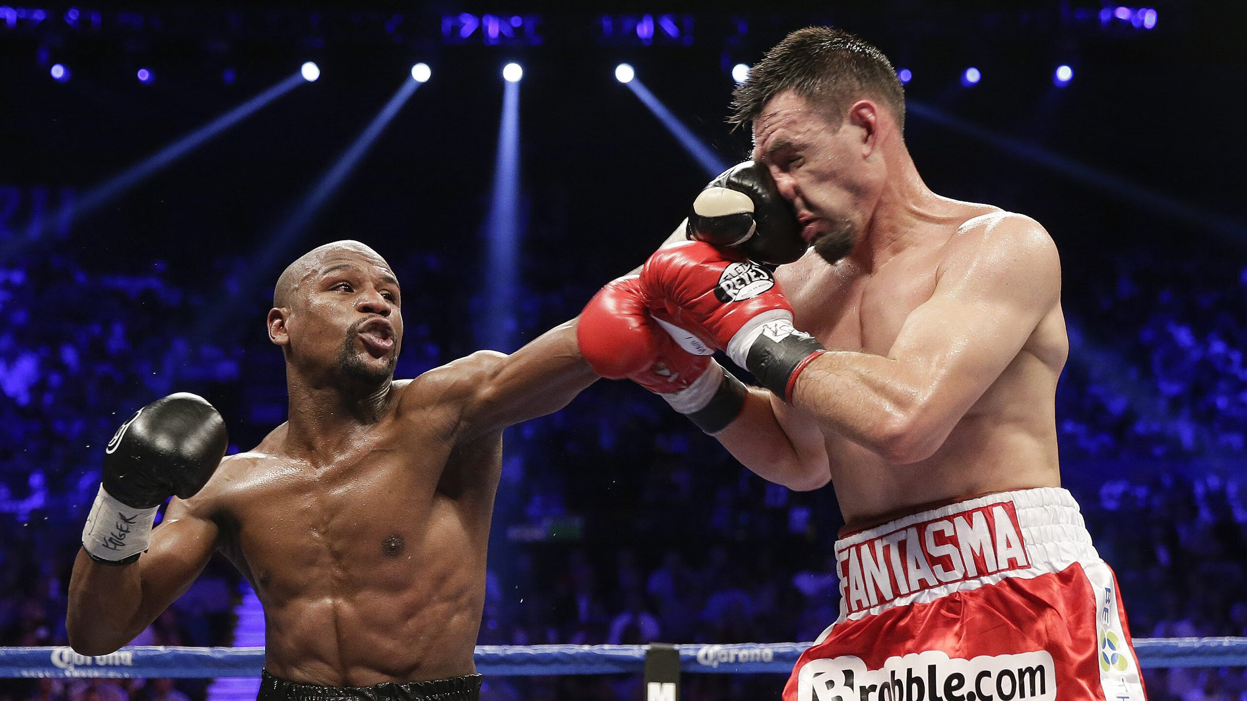 国王加冕夜,当哈登在末节戴上那顶看不见的王冠