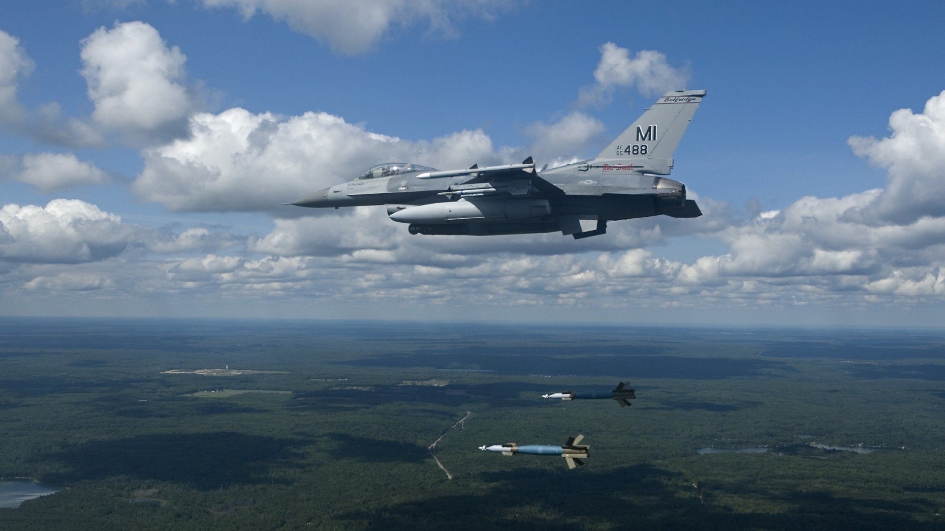 福克斯末节统治攻防撕裂鹈鹕防线，火箭惊险取胜延续季后赛希望