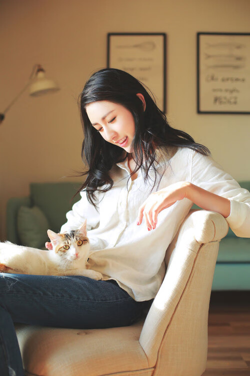 剑与槌，丹麦轻取曼联的轻盈与格纳布里东决接管的重锤