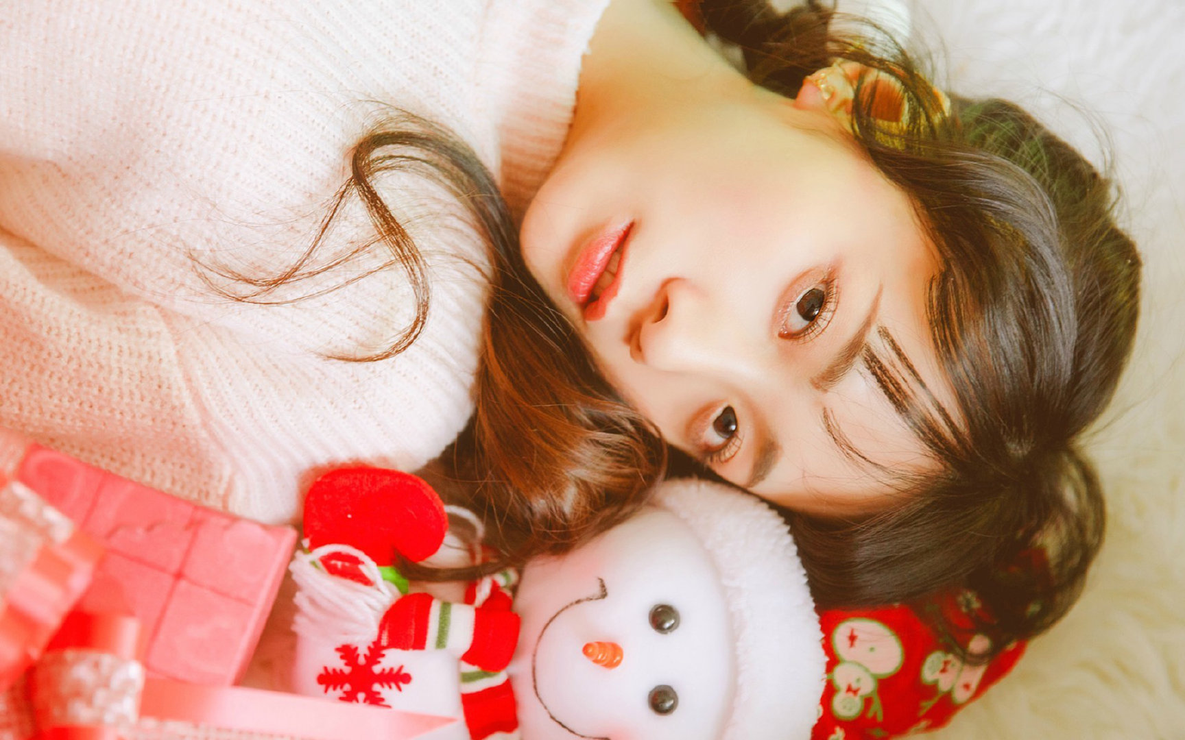 世俱杯2025-破茧成蝶，伊萨克在黄潜友谊赛中的沉默呐喊