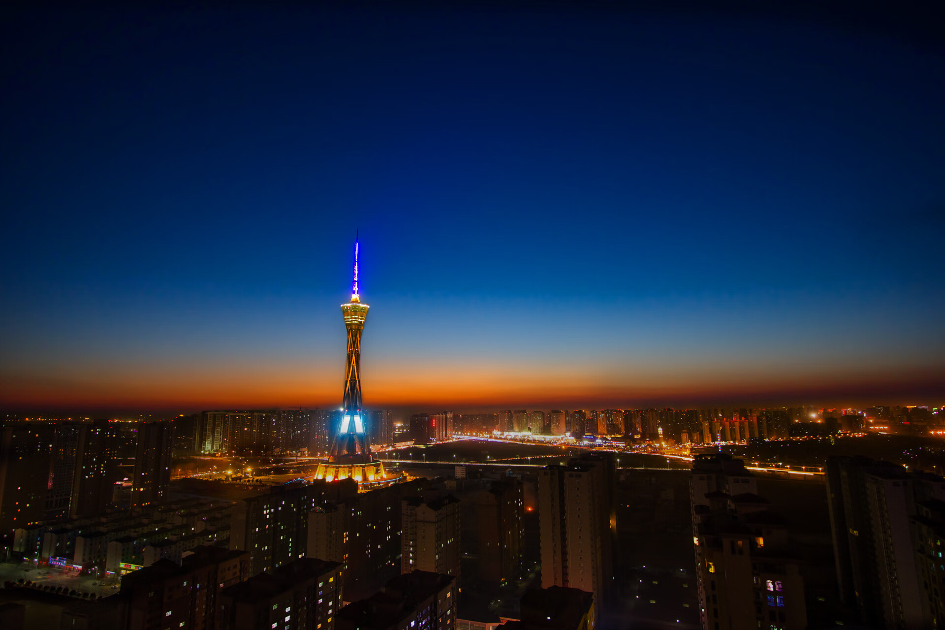 世俱杯赛程-富安健洋咆哮圣西罗，一个武士如何撕裂意甲的傲慢