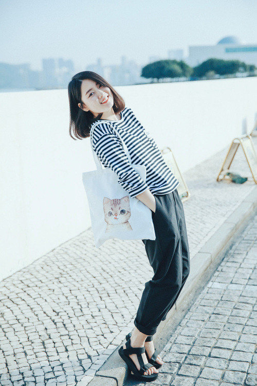 利拉德爆发轰下40+步行者全面压制轻取公牛