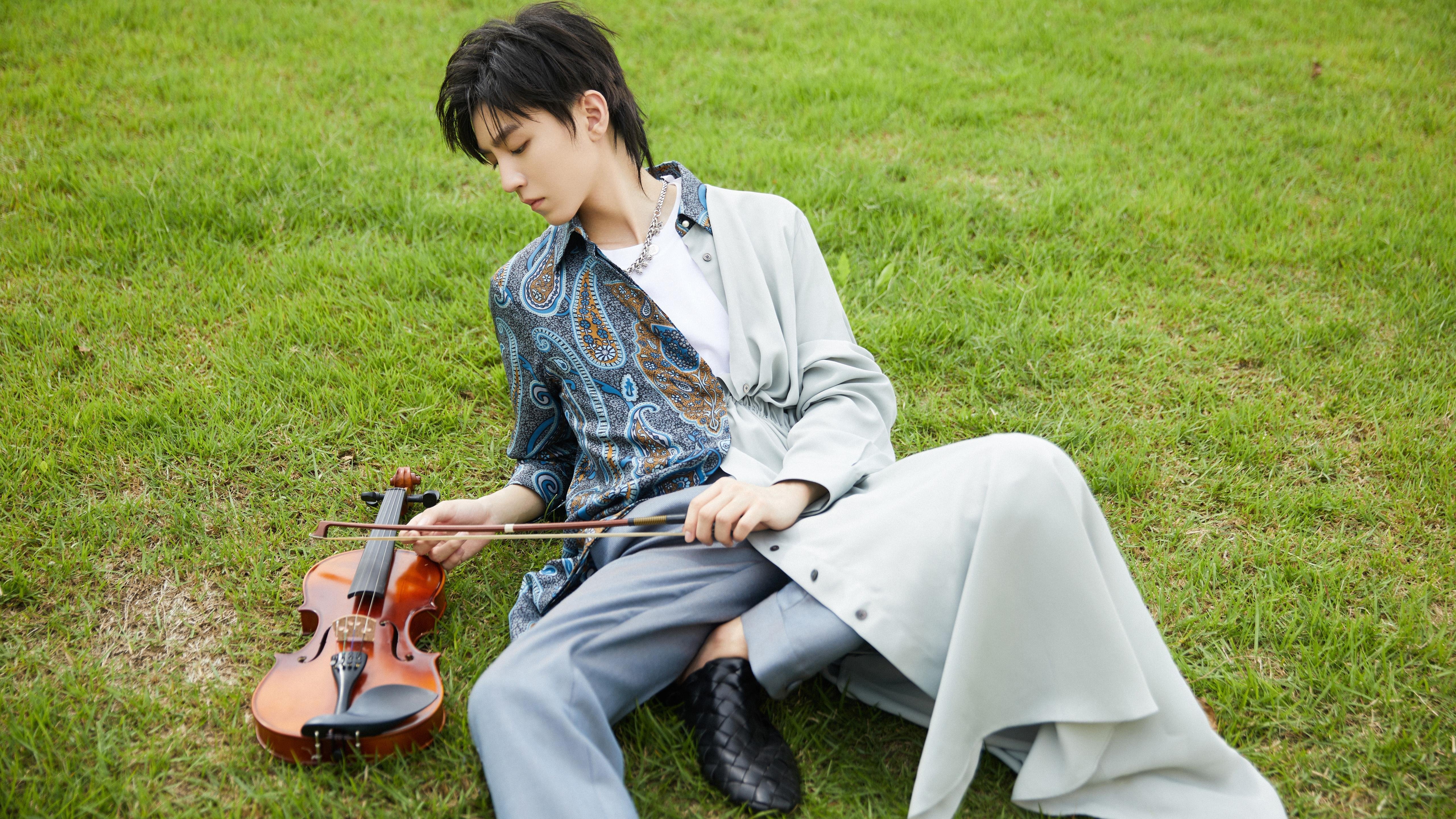 世俱杯直播-银箭与彩虹的对决，苏格兰老将加冕之夜，加纳新星王座前饮恨